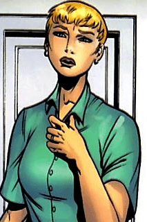 Peggy Rae character portrait