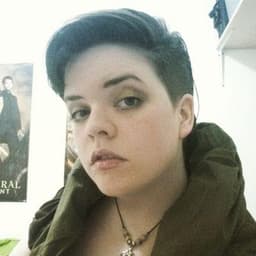 Photo of Alanna Smith