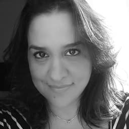 Photo of Adriana Melo