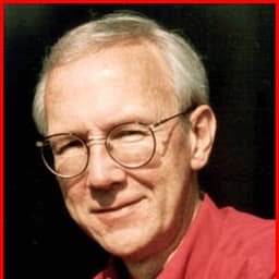 Photo of Tim Hildebrandt
